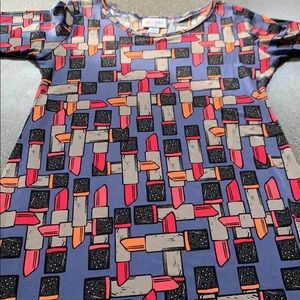 Girls Scarlet size 12 lipstick print